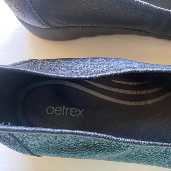 Aetrex Black Women's Flats - Picture 4 of 9